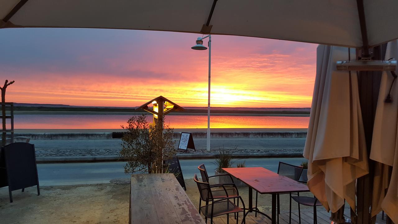 Dormir Sur La Plage Marennes  Exterior photo